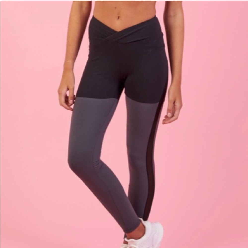 Nikki blackketter black leggings